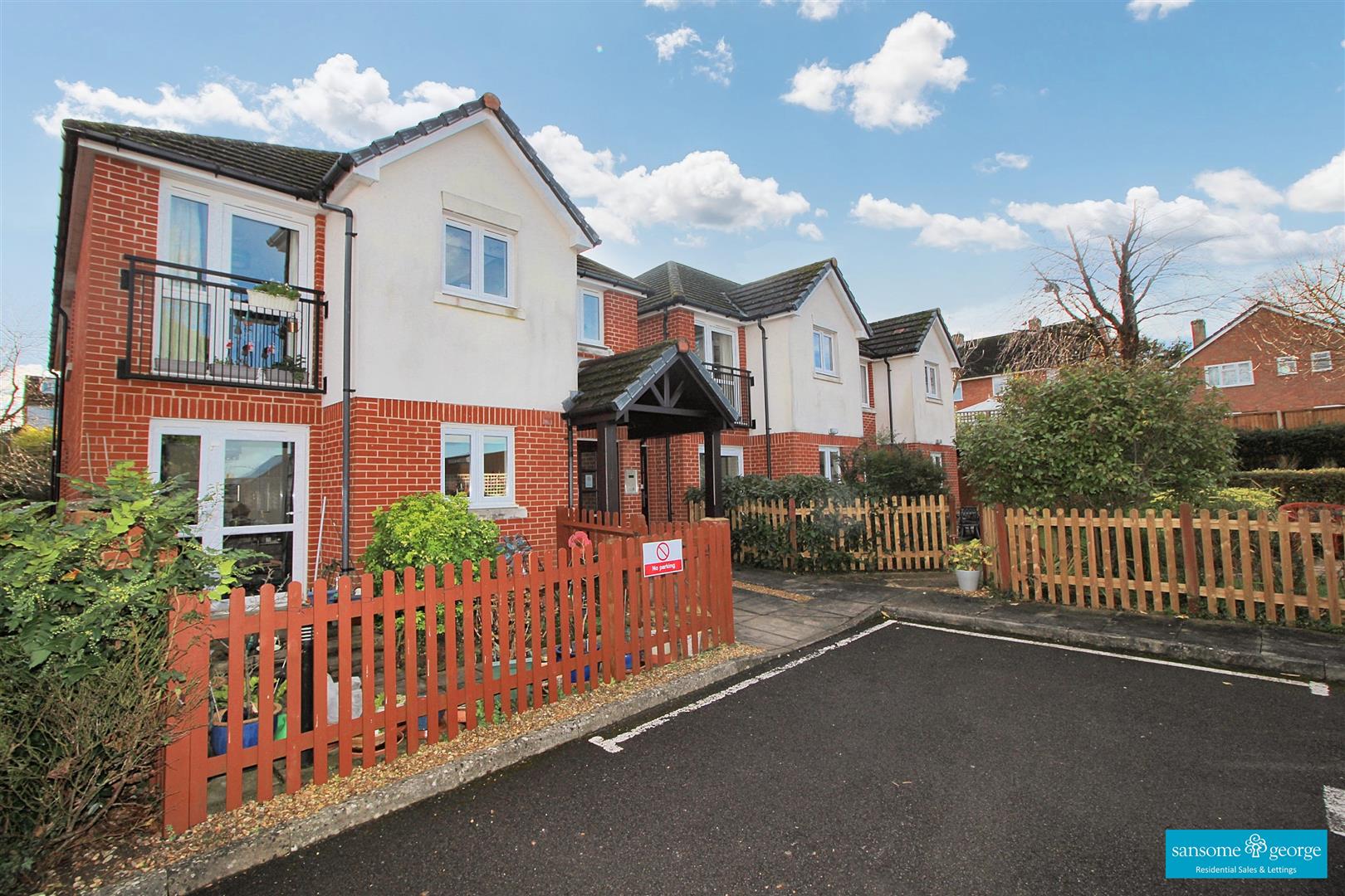 Chieveley Close, Tilehurst